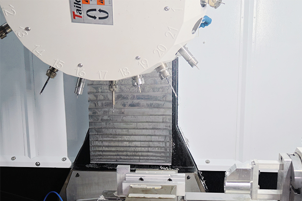 Vertical Machining Center