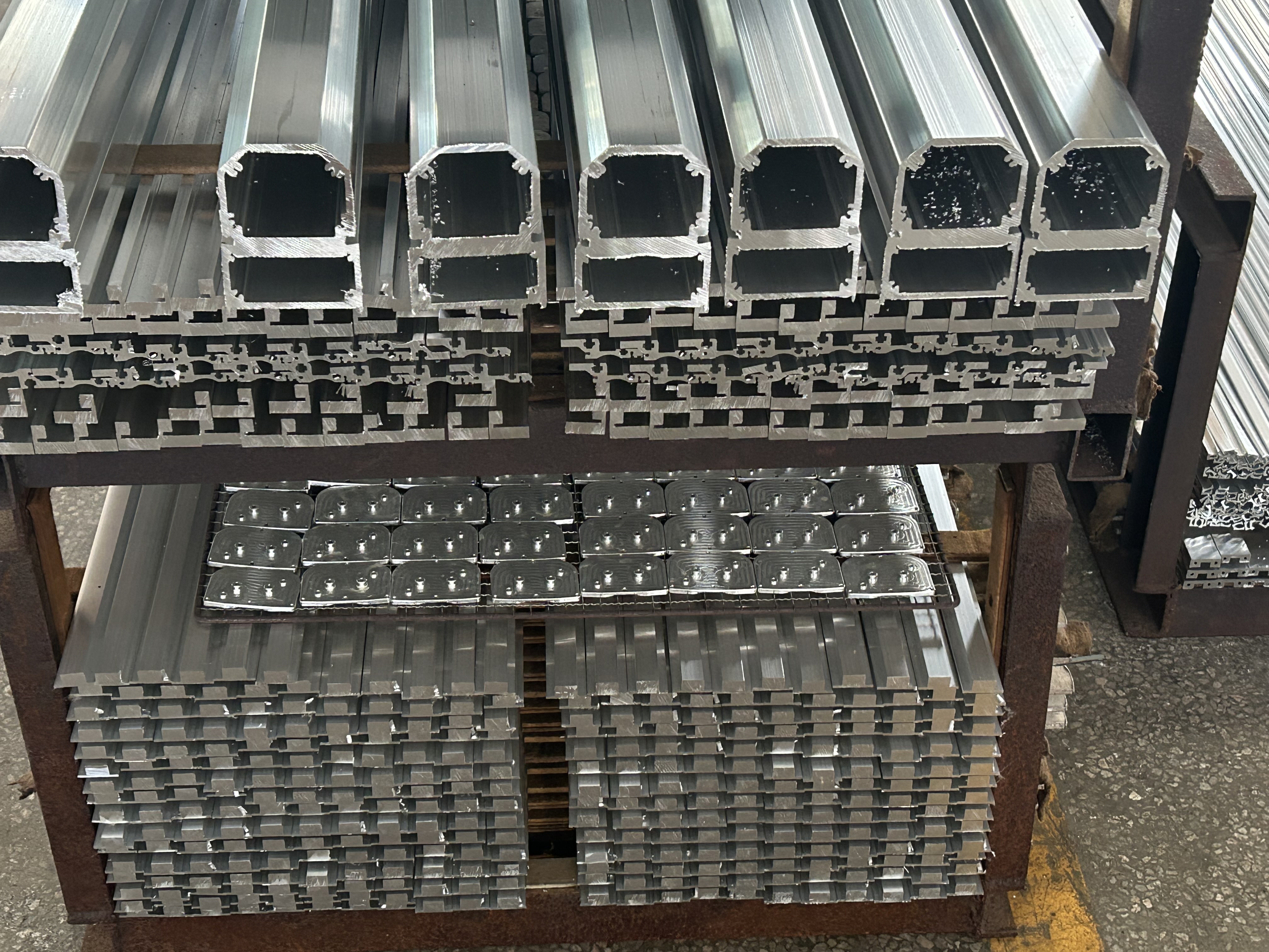 Custom Aluminum Extrusion Profiles for Doors & Cabinets